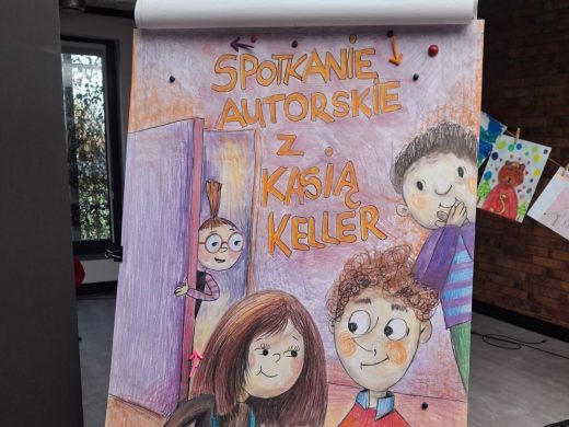 Zdjęcie plakatu narysowanego odręcznie, na którym widać postacie dzieci oraz napis "SPOTKANIE AUTORSKIE Z KASIĄ KELLER".